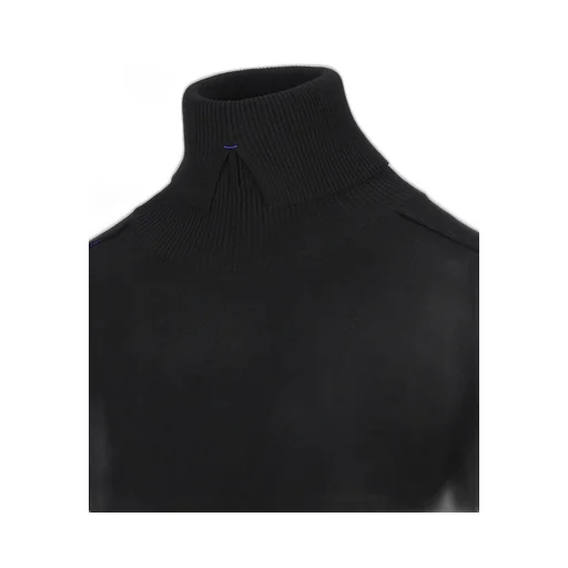 Long Sleeved High-Neck Jumper