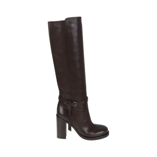 Buckle Detailed Round-Toe Boots