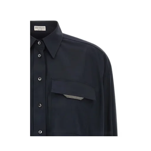 Long-Sleeved Buttoned Shirt