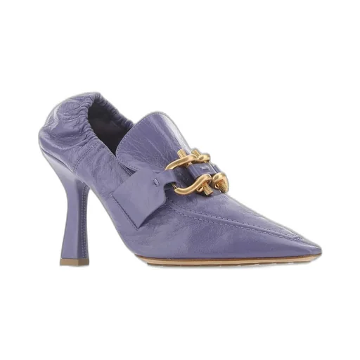 The Madame Pumps