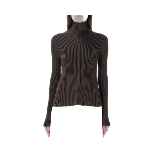Lightweight Pleated Jumper