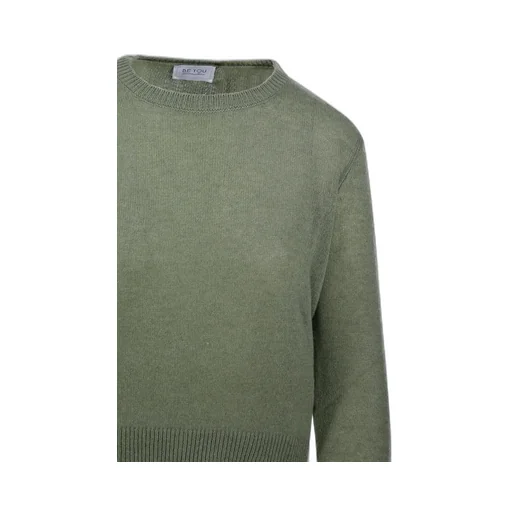 Cashmere Round Neck Sweater