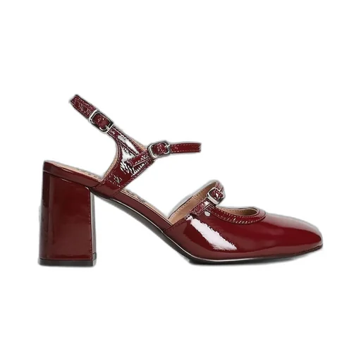 Sissy Pumps