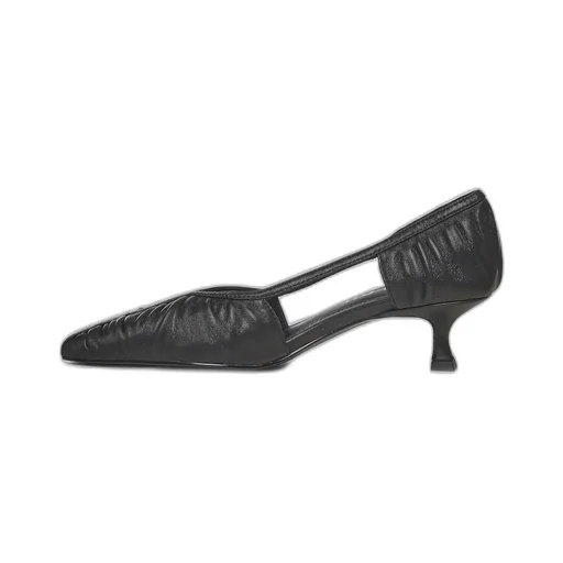 Pointed V-Neck Pumps