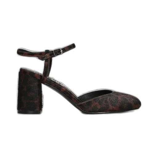 Emily Pumps