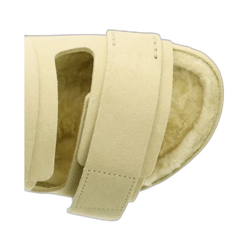 Uji Sandals