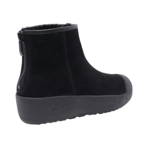 Guard Round Toe Ankle Boots