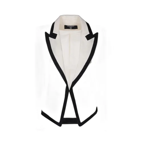 Long Sleeved Fitted Jacket