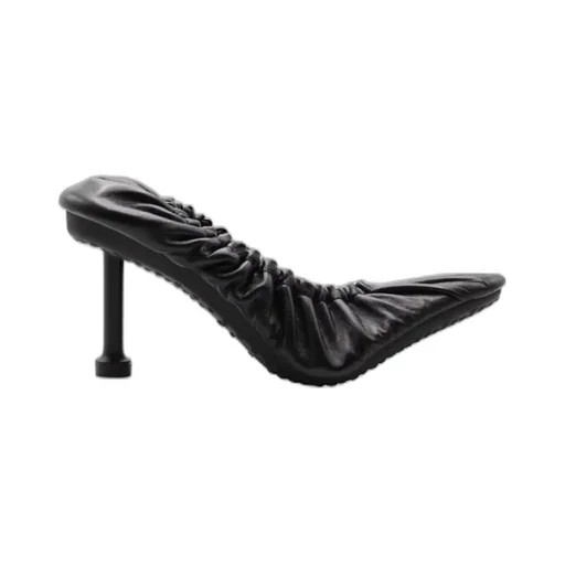 Tug Square-Toe Pumps