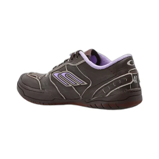 Hamptons Medium Worn-Out Sneakers