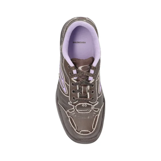 Hamptons Medium Worn-Out Sneakers