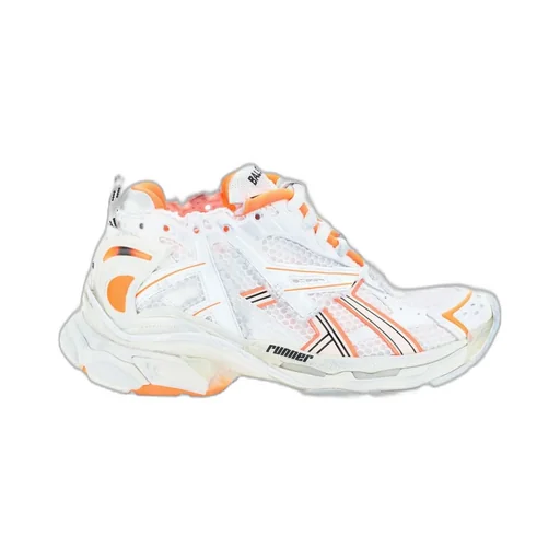Runner Sneakers