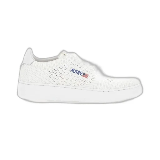 Easeknit Medalist Low Sneakers