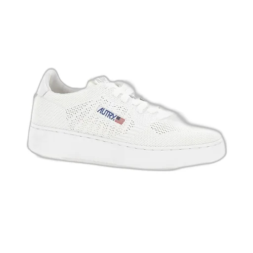 Easeknit Medalist Low Sneakers