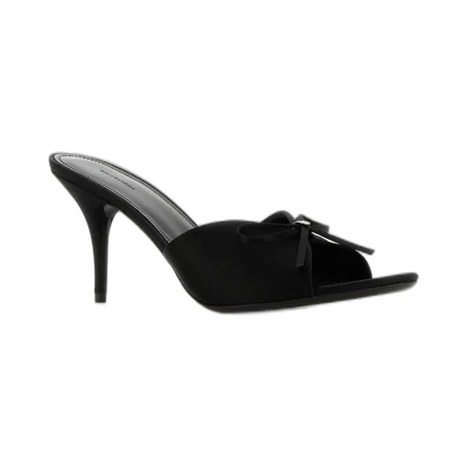 Knife Bow Sandals