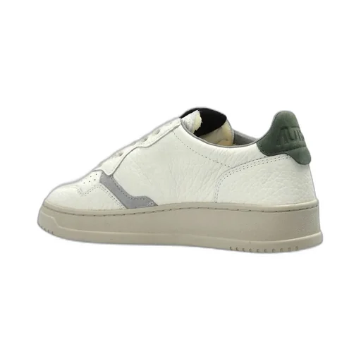 Medalist Low Sneakers