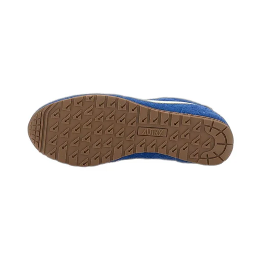 Windspin Lace-Up Sneakers