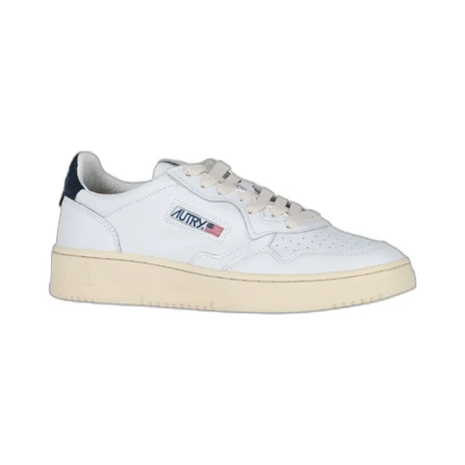 Medalist Low Sneakers