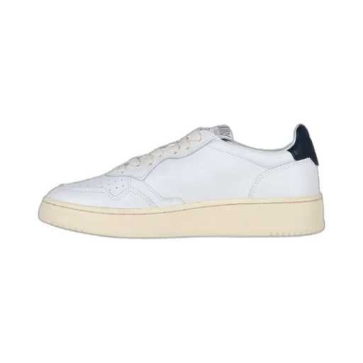 Medalist Low Sneakers