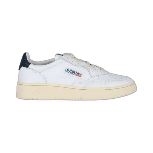 Medalist Low Sneakers