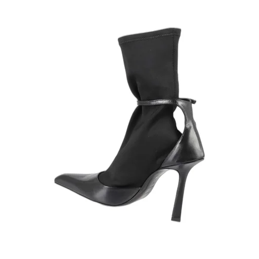 Viola Pointed Toe Boots