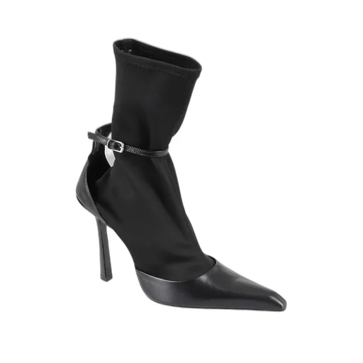Viola Pointed Toe Boots