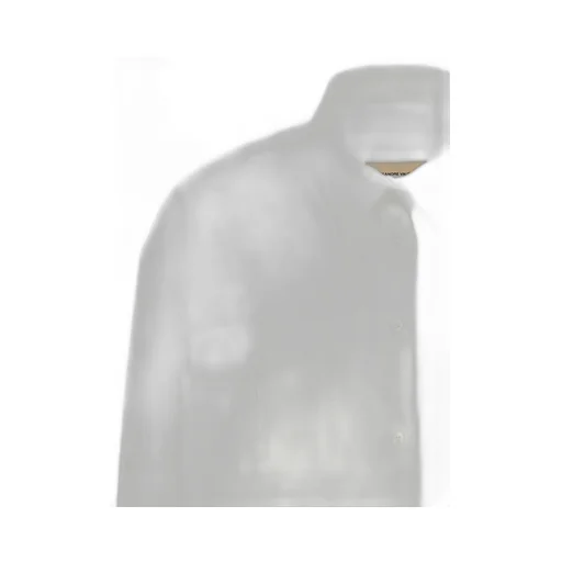 Buttoned Long-Sleeved Shirt