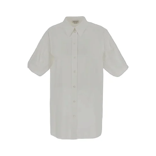 Short Sleeved Buttoned Shirt
