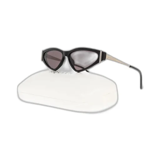 Triangle Frame Sunglasses