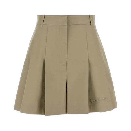 Pleated Shorts