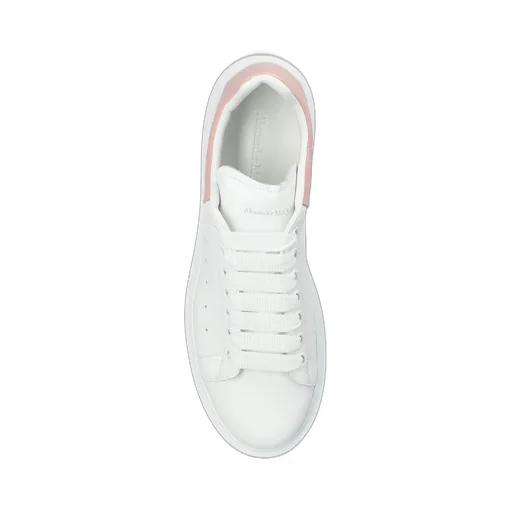 Oversized Lace-Up Sneakes