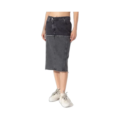 Two-Toned Raw Edge Denim Skirt