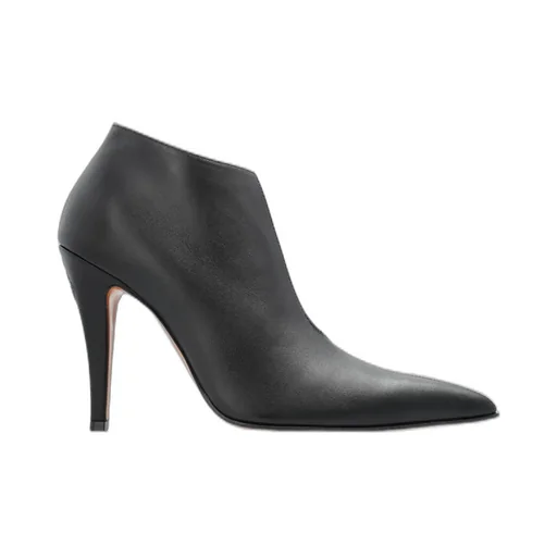 Pointed-Toe Heeled Pumps