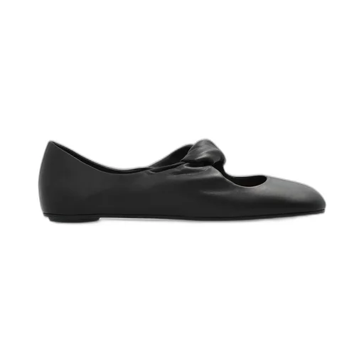 Twist-Detailed Round-Toe Ballet Flats