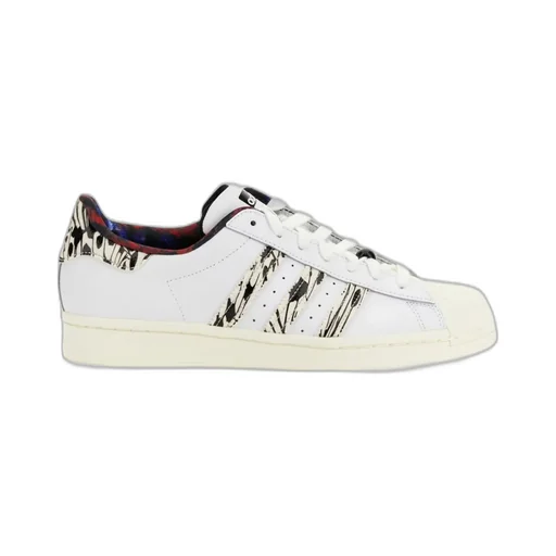 Superstar Lace-Up Sneaker