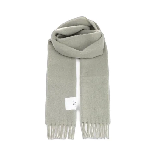 Logo Patch Fringed Knit Scarf