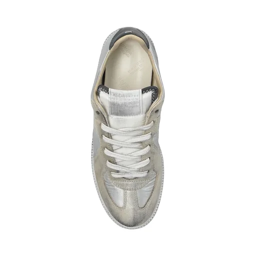Low-Up Sneakers