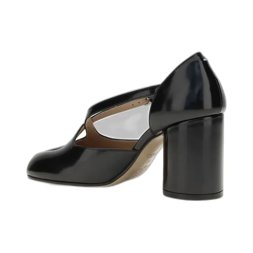 Tabi Toe Pumps