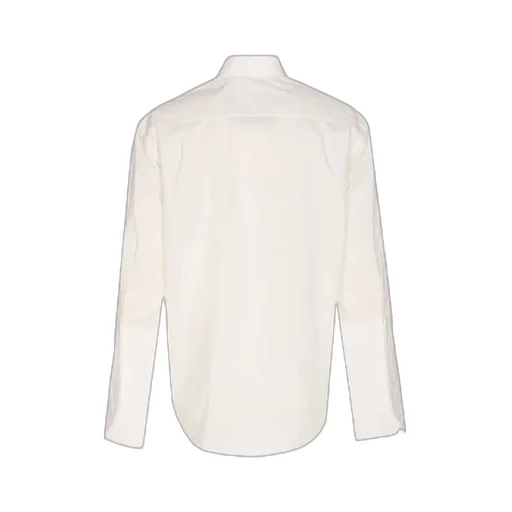 Long-Sleeved Buttoned Shirt