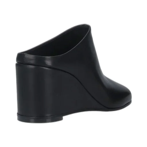 Asymmetric Toe Wedge Mules