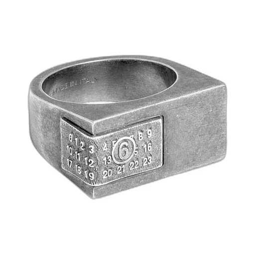 Logo Engraved Numbers-Motif Ring