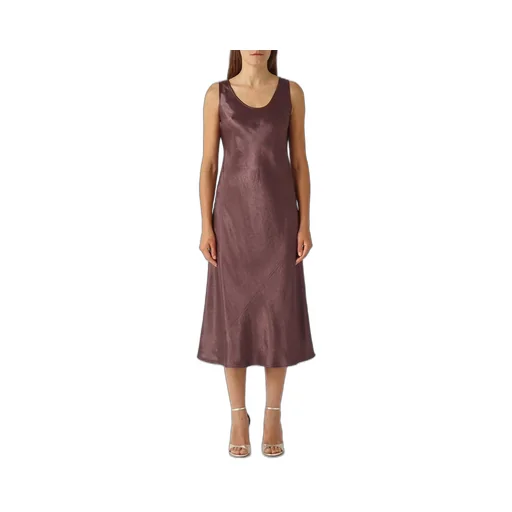 U-Neck Sleeveless Dress