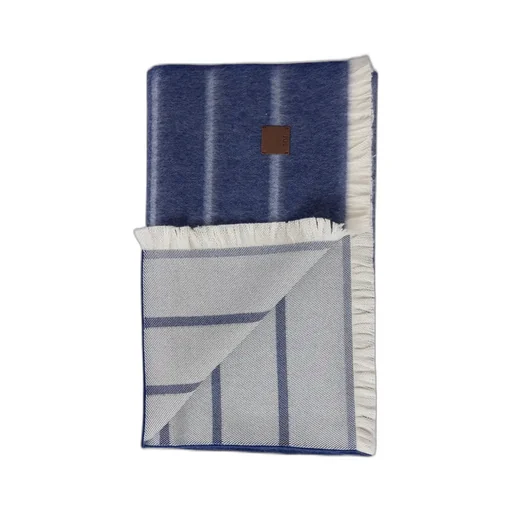 Logo-Patch Frayed-Edge Scarf