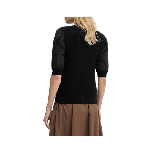 Short-Sleeve V-Neck Jumper