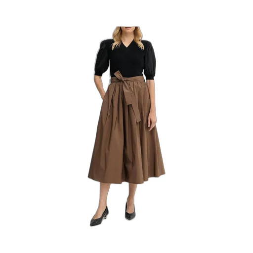 Short-Sleeve V-Neck Jumper
