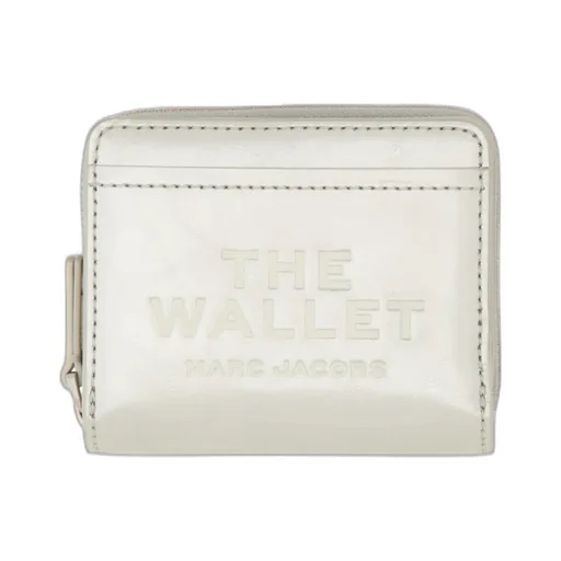 The Snapshot Compact Wallet