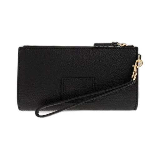 The Pouch Clutch