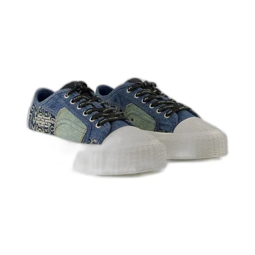 Low-Top Sneakers