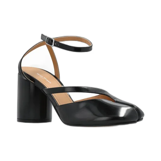 Mary Jane Pumps