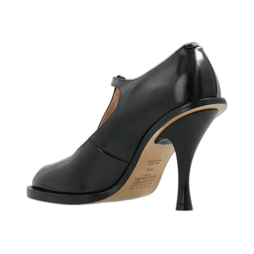 Mary Jane Pumps